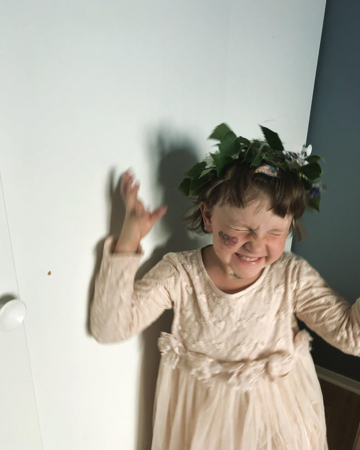 Schemalagda känslor